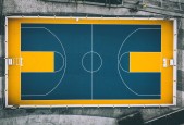 九游官网-莱万多夫斯基NBA首秀狂砍50分，勇士碾压对手引全网热议